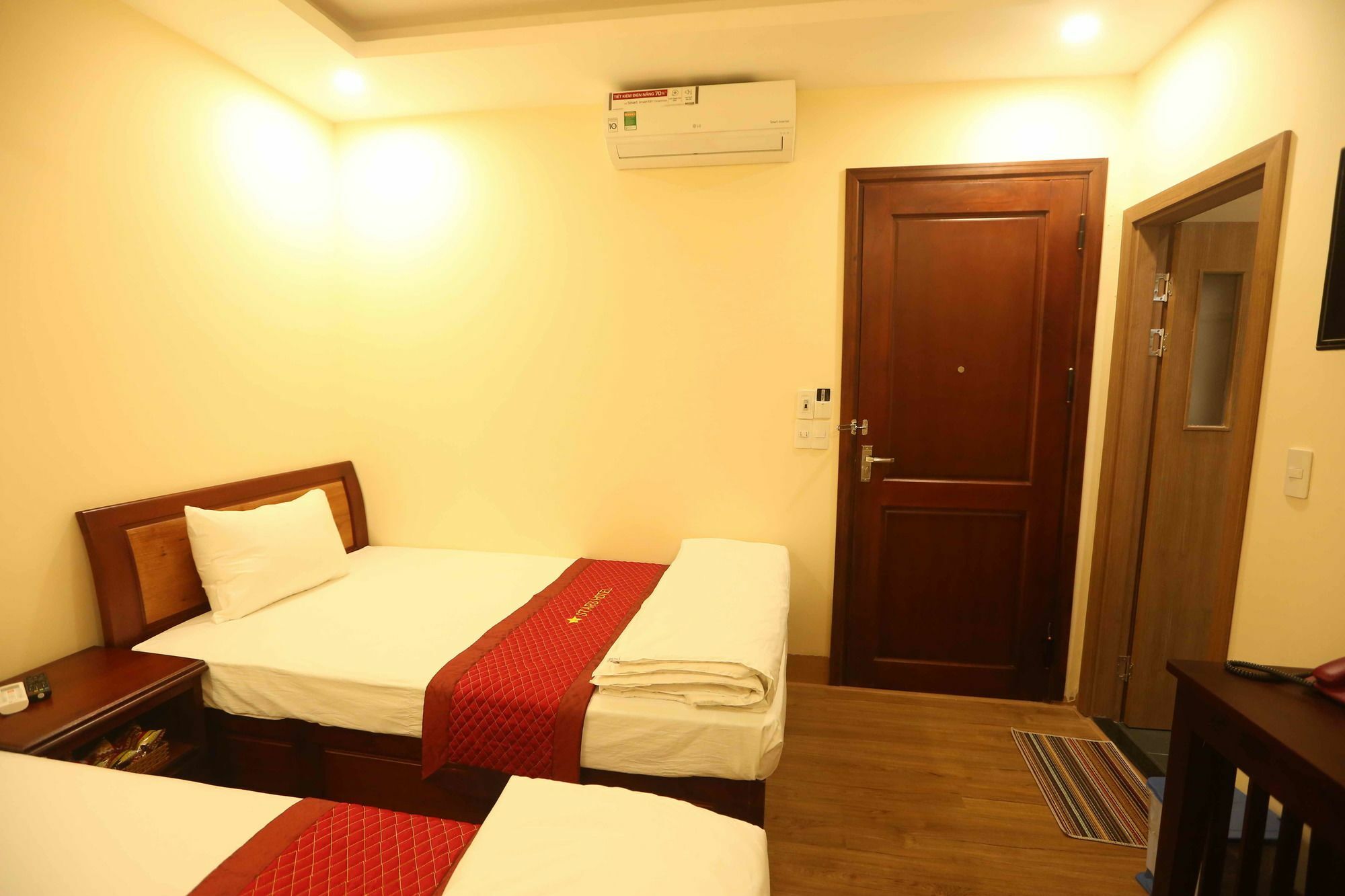 Stars Hotel Ντα Νανγκ Εξωτερικό φωτογραφία